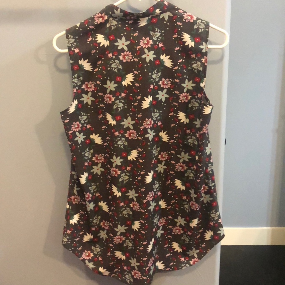 CAbi top - Picture 3 of 3